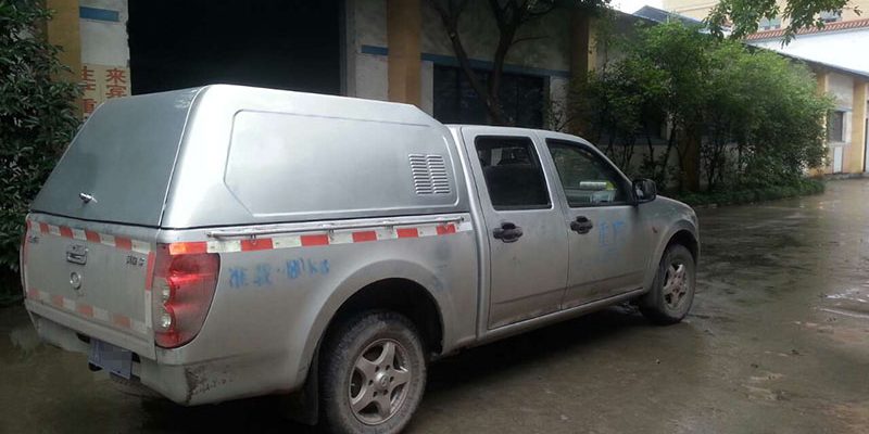 长城风骏5/6皮卡高顶后箱盖1