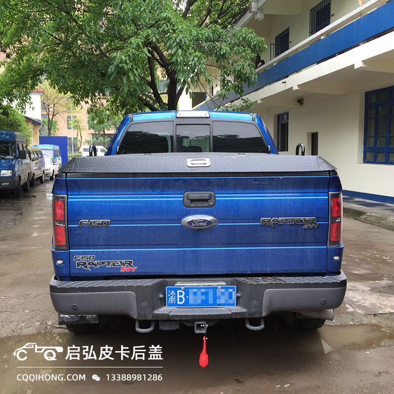福特F150花纹钢平盖后视图 福特F150花纹钢平盖后视图