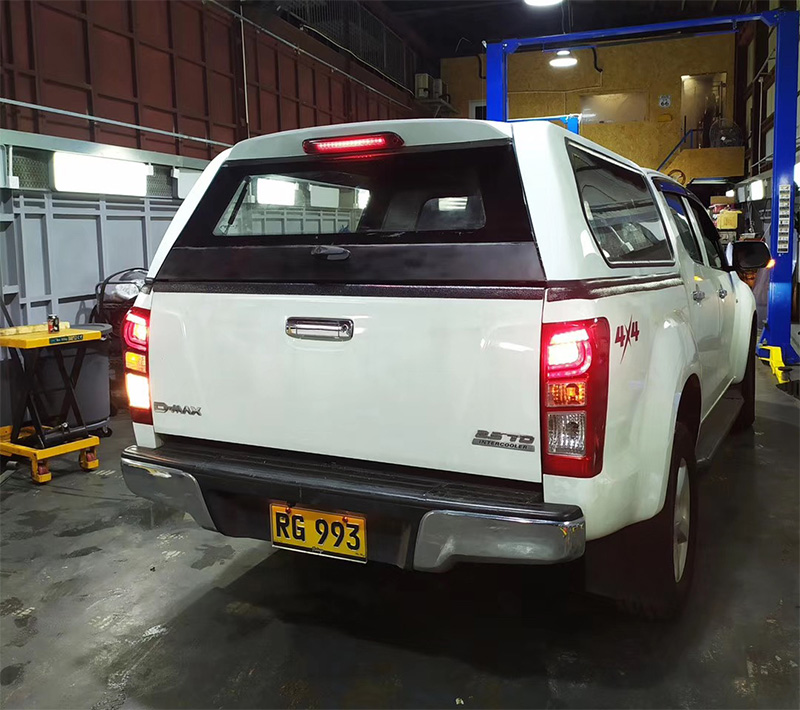 香港ISUZU五十铃DMAX平顶后盖3